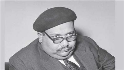 اليوم الذكرى الـ90 عامًا لميلاد الضاحك الباكي صلاح جاهين (صور)