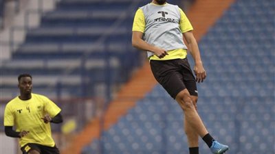 حجازي ينهي استعداداته مع اتحاد جدة لمواجهة الهلال في كلاسيكو الدوري السعودي