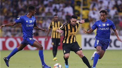 كلاسيكو الكبار.. التشكيل المتوقع للاتحاد والهلال السعودي في مباراة اليوم