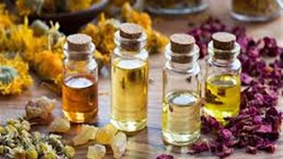تعرف على فوائد الزيوت العطرية وطرق استخدامها دون ضرر