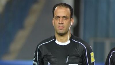 محمد الحنفي يقود مواجهة سيراميكا كليوباترا وبيراميدز 