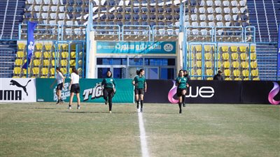 طاقم تحكيم نسائي لمواجهة منتخب الكرة النسائية ولبنان