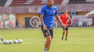 علي معلول يعود لتشكيل الأهلي أمام الاتحاد السكندري
