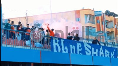 جمهور الزرقا يشعل أجواء المران الأخير قبل مواجهة النجوم بـ