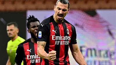 إبراهيموفيتش: أنا سانتا كلوز.. ولم أجد مثل ميلان