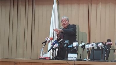 وزير التموين يكشف لـ