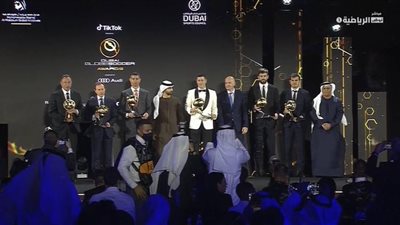 أبرزها تتويج الأهلي ورونالدو.. تعرف على جوائز حفل 