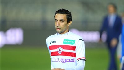 شقيق أيمن حفني يكشف تفاصيل زيارة اللاعب للزمالك (خاص)