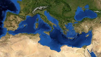 أبرزها التعاقد مع منتجي الغاز.. 5 أدلة تكذب فيلم قناة 