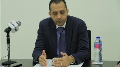 محمد عبد الرازق: نسبة الإصابة بأورام الثدي 1 من كل 8 سيدات.. والكشف المبكر ضروري