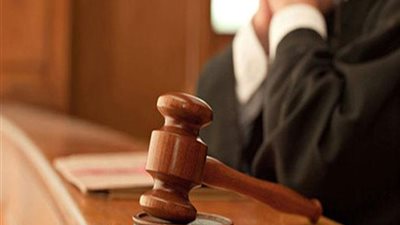 2 يناير.. أولى جلسات محاكمة أستاذ بقصر العيني لاتهامه بالتربح من تجارة الأعضاء