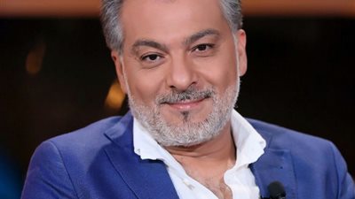 أزمة قلبية.. تفاصيل وفاة المخرج السوري حاتم علي داخل غرفته بفندق الماريوت