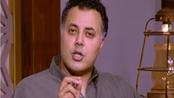 أحمد عز الدين أخصائي