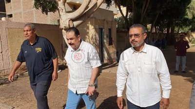لا مكان للمجاملات.. وكيل تعليم الأقصر يحسم معايير القبول بالمدرسة الرياضية