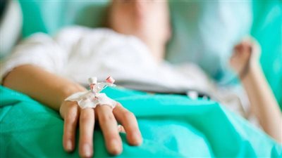 مضاعفات خطيرة.. سيدة تستغيث بعد تعرضها لخطأ طبي بمستشفى شهير بمدينة نصر: تكلفة العلاج مليون و800 ألف جنيه 