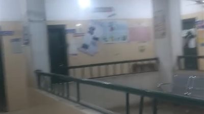 الأهالي رجعوا بالمريض.. وحدة صحية بالسلامية في قنا مفتوحة والكهرباء تعمل دون طبيب