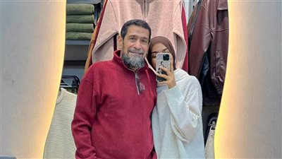 نور عيوني.. فتاة تبحث عن فرصة عمل لوالدها كسائق خاص: ساعدوني الإعلان يوصل للناس 