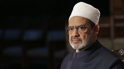المركز الإعلامي للأزهر يحذر من إعلانات وفيديوهات مزورة تنتحل صورة شيخ الأزهر