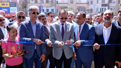 محافظ سوهاج يفتتح معرض أهلا مدارس لتوفير المستلزمات المدرسية بأسعار مخفضة