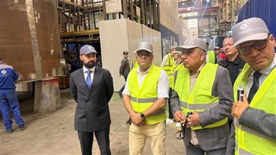 لبحث التعاون مستقبلًا.. وزير الكهرباء يتفقد مصنعًا روسيًا لتصنيع المفاعلات النووية الصغيرة