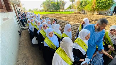  1300 حافظ وحافظة و4 رحلات عمرة.. احتفالية كبرى لتكريم حفظة القرآن وأولياء أمورهم في المنيا| صور