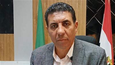 رئيس مدينة المنيا: توجيهات ومتابعة مستمرة لضمان انتظام العمل بمرسى العوام