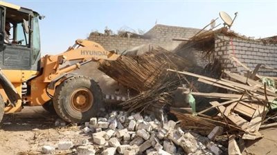 إزالة حالة تعدٍ خلال حملة لمواجهة البناء المخالف ببني سويف