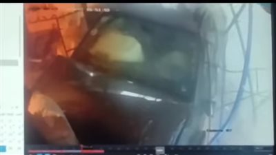 مهدد ببتر قدمه ووفاة صديقه.. شقيق المصاب بحادث تصادم سيارة في الإسكندرية يروي التفاصيل