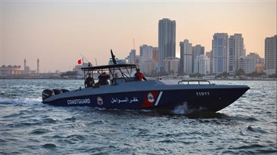 خفر السواحل البحريني: بلاغ عن تعرض قارب صيد لعملية سطو في عرض البحر