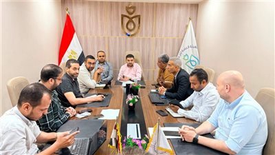 توفير الأدوية وتوحيد إجراءات العمل تتصدر اجتماع الرعاية الصحية بالأقصر