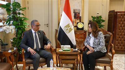 بعد الجدل.. وزيرة التنمية المحلية تتابع تطوير شارع جامعة الدول العربية وتوجه بتعويض الأشجار المُزالة بأعداد مضاعفة