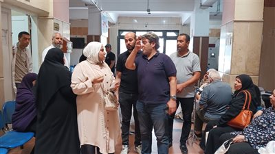مدير التأمين الصحي ببني سويف يتفقد المستشفى والعيادات ويوجه بسرعة حل مشكلات الأدوية والمستلزمات