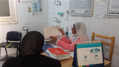 كشف وعلاج مجاني.. صحة الأقصر تواصل تقديم خدمات 100 يوم صحة عبر فرق المبادرات الرئاسية
