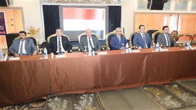 محافظ بني سويف ومدير الأمن يشهدان قرعة حج وزارة الداخلية.. و411 تأشيرة للفائزين