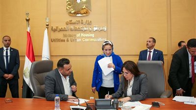 وزيرة الإسكان تلتقي عددًا من أعضاء مجلس النواب لبحث مطالب المواطنين بدوائرهم