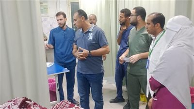 وكيل صحة بني سويف يفاجئ مستشفى الفشن المركزي في الساعات الأولى من صباح اليوم