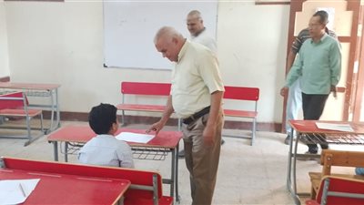قيادات منطقة سوهاج الأزهرية تتفقد اختبارات التحويل لرياض الأطفال والمعاهد النموذجية
