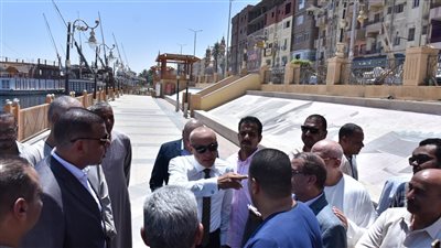 محافظ الأقصر يتفقد الأعمال النهائية لمشروع تطوير كورنيش إسنا تمهيدًا لافتتاحه