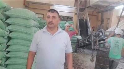ضبط 2.3 طن أغذية غير صالحة ومجهولة المصدر في حملات تموينية بالمنوفية
