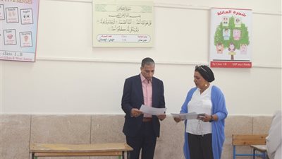 وكيل تعليم الجيزة يتفقد مدارس الشيخ زايد وأكتوبر للتأكد من سلامة الفصول استعدادًا للعام الدراسي الجديد 