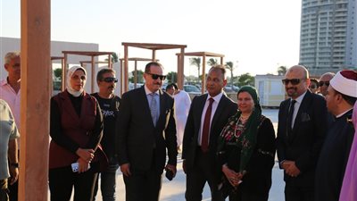 الأمين العام للمجلس الأعلى للثقافة يتفقد فعاليات 