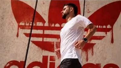 بعد استعانة أديداس بجندي إسرائيلي لحملة إعلانية لمبتوري الأطراف.. الخبيرة التربوية إنجي ندا: نسيوا صغار غزة فاقدي أطرافهم
