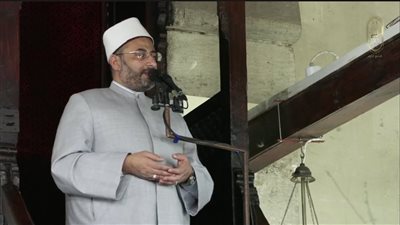 خطيب الجامع الأزهر للشباب: لستم عالة على الخلق.. فالأمة في أشد الحاجة إلى عقولكم وسواعدكم 
