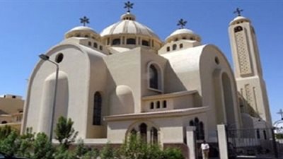 مطرانية المنيا: الأمن استجاب لرغبة متشددين بغلق كنيسة وطرد قساوسة وسط زغاريد النساء (بيان وفيديو)