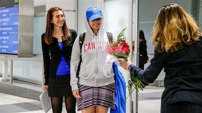 بعد وصولها كندا.. تعرف على أول تغريدة للسعودية رهف القنون