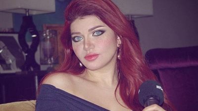 بعد أزمة خالد يوسف.. ياسمين الخطيب تستعيد “طعم الأفراح”