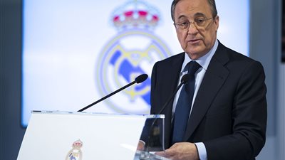 جماهير ريال مدريد تطالب برحيل بيريز
