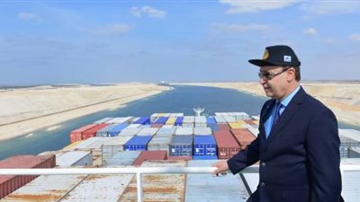 تراجع إيرادات قناة السويس إلى 461.5 مليون دولار في نوفمبر