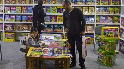 معرض الكتاب يفتح أبوابه أمام الزوار (صور)