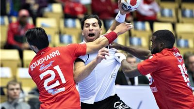 منتخب مصر يفوز على تونس في مونديال اليد